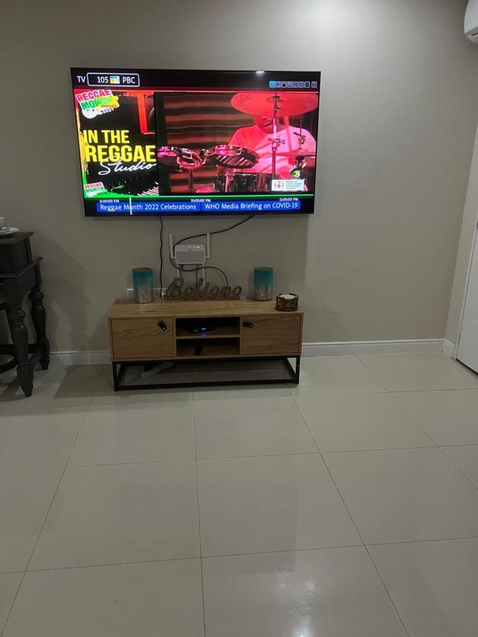 Bayfront Villa & Apartment พอร์ทมอร์ ภายนอก รูปภาพ
